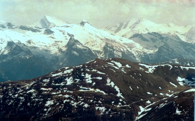 Peilspitze 2.392m, Blaser und Blaserhtte in den Stubaier Alpen - Berge-Hochtouren.de